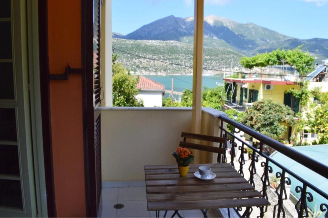 Camelia Studios Yénion Dış mekan fotoğraf